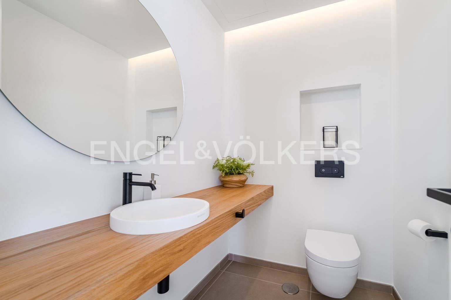 5 camera da letto Villa in vendita in Playa San Juan con piscina garage - 3.500.000 € (Rif: 9362827)