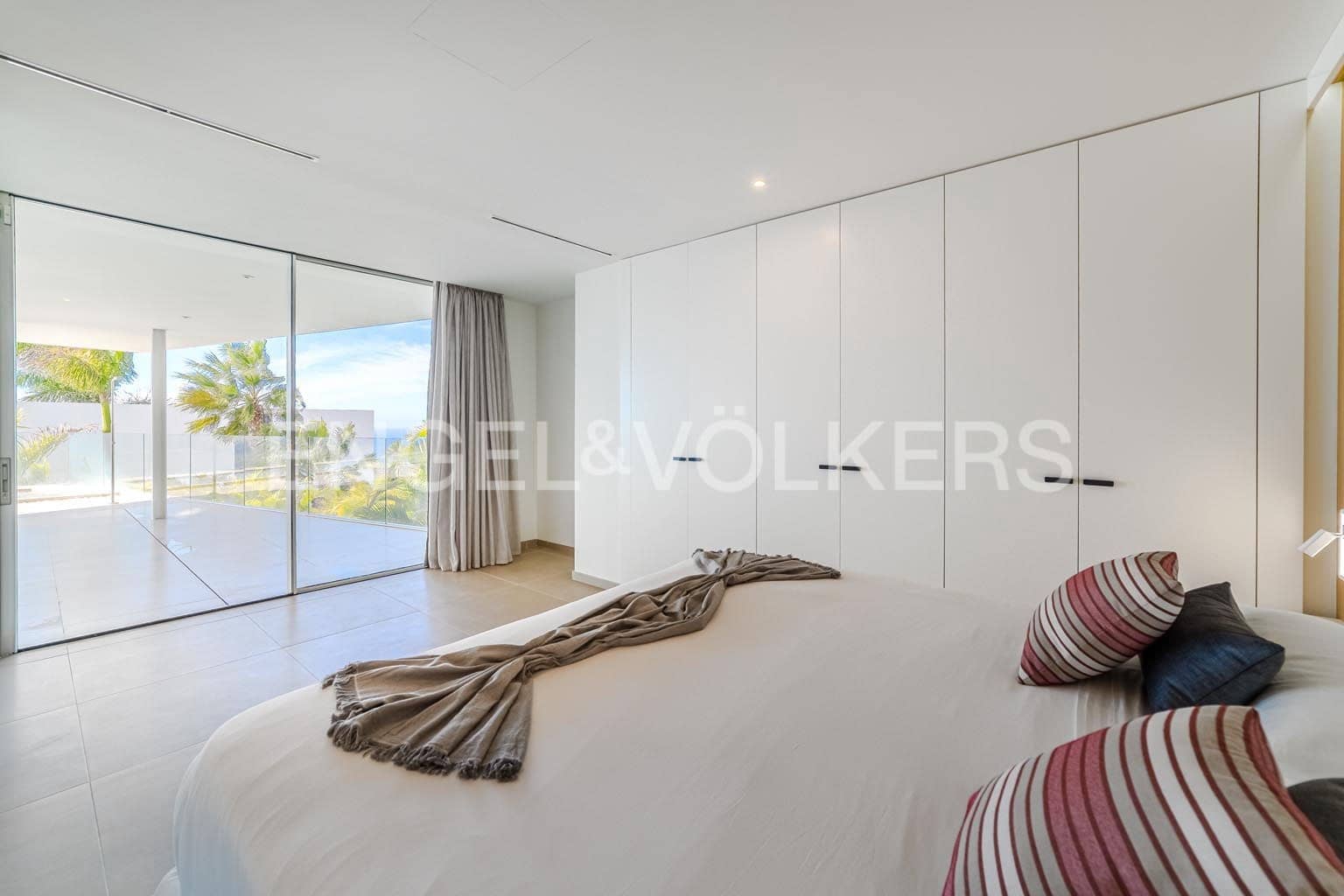 5 camera da letto Villa in vendita in Playa San Juan con piscina garage - 3.500.000 € (Rif: 9362827)