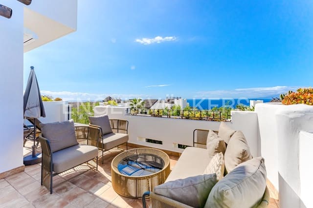 2 makuuhuone Huoneisto myytävänä paikassa Guía de Isora mukana uima-altaan 
autotalli - 1 149 000 € (Ref: 9368940)