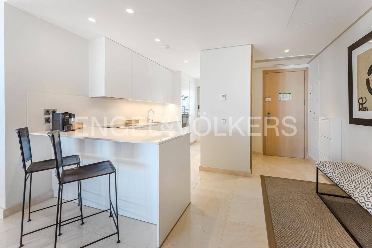 2 makuuhuone Huoneisto myytävänä paikassa Guia de Isora mukana uima-altaan 
autotalli - 1 149 000 € (Ref: 9368940)