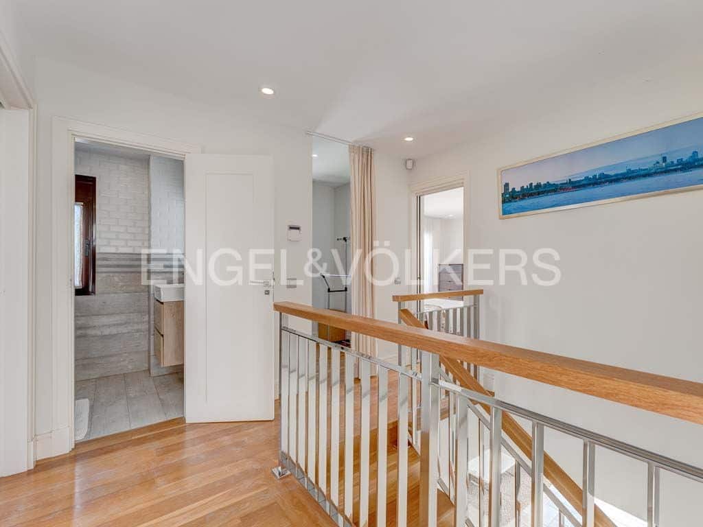 Chalet de 5 habitaciones en La Tejita en venta con piscina garaje - 1.690.000 € (Ref: 9372175)