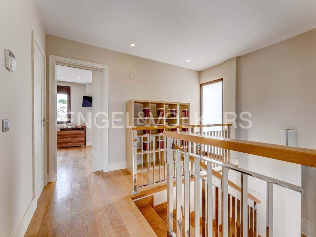 Chalet de 5 habitaciones en La Tejita en venta con piscina garaje - 1.690.000 € (Ref: 9372175)