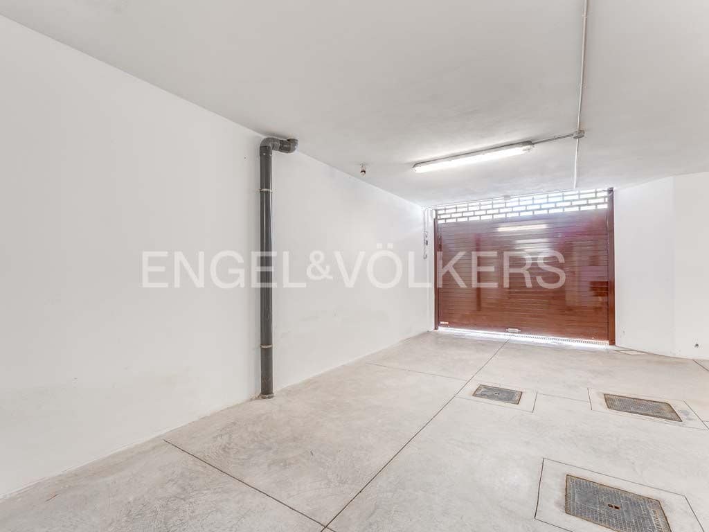 Chalet de 5 habitaciones en La Tejita en venta con piscina garaje - 1.690.000 € (Ref: 9372175)