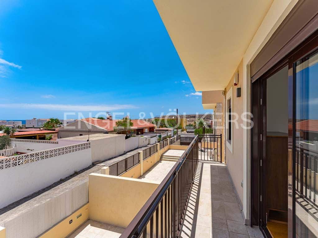 Chalet de 5 habitaciones en La Tejita en venta con piscina garaje - 1.690.000 € (Ref: 9372175)