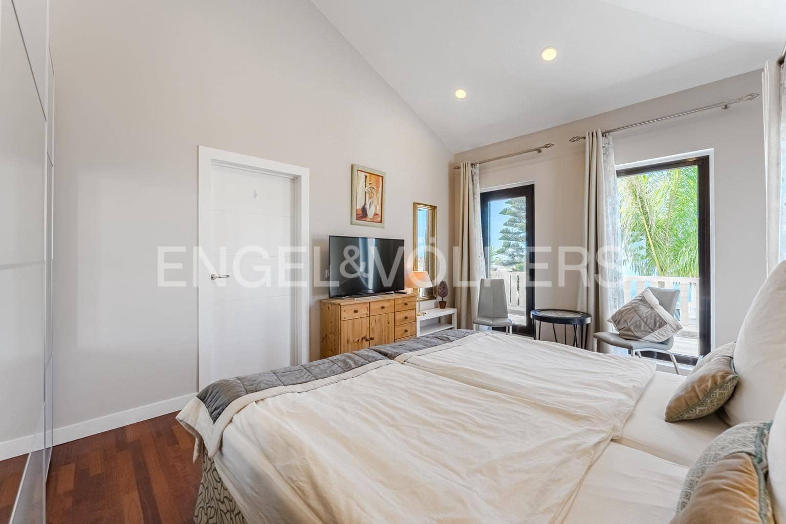 3 soverom Villa til salgs i Costa Adeje med svømmebasseng - € 1 490 000 (Ref: 9379455)