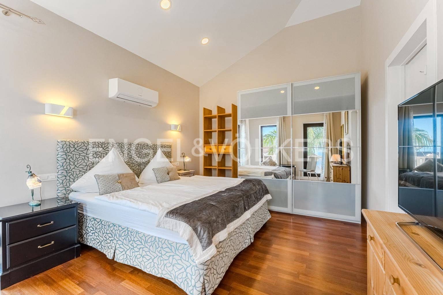 3 soverom Villa til salgs i Costa Adeje med svømmebasseng - € 1 490 000 (Ref: 9379455)