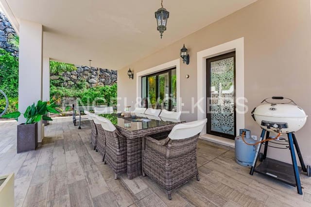 3 soverom Villa til salgs i Costa Adeje, Adeje med svømmebasseng - € 1 490 000 (Ref: 9379455)