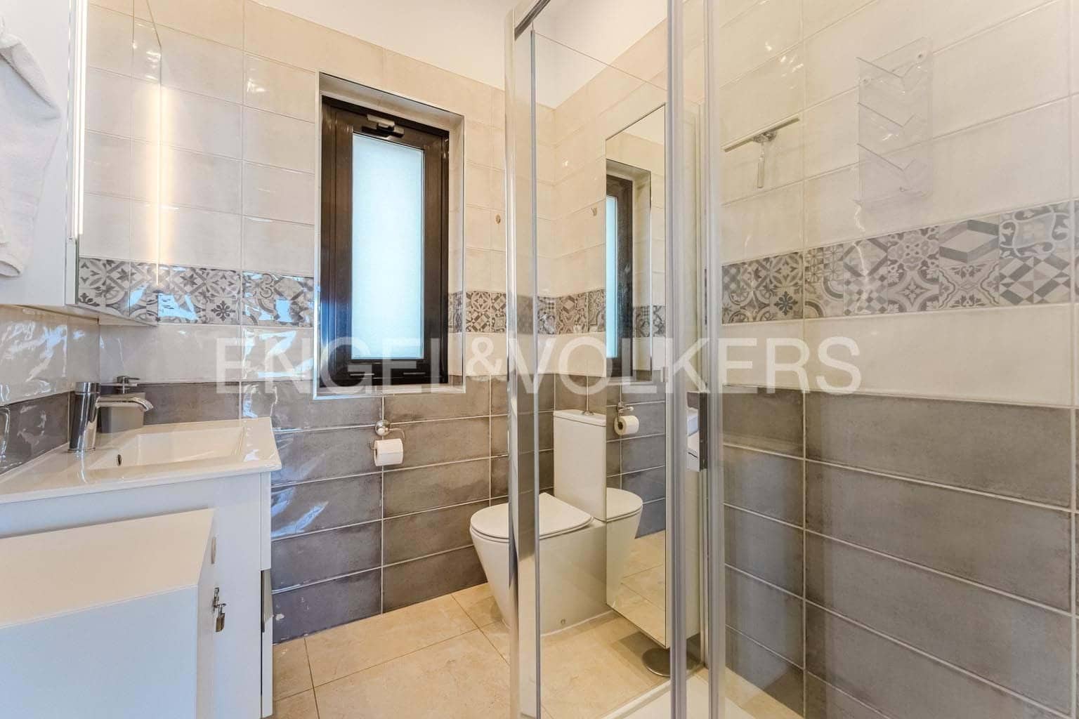 3 soverom Villa til salgs i Costa Adeje med svømmebasseng - € 1 490 000 (Ref: 9379455)