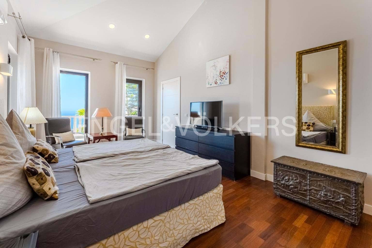 3 soverom Villa til salgs i Costa Adeje med svømmebasseng - € 1 490 000 (Ref: 9379455)