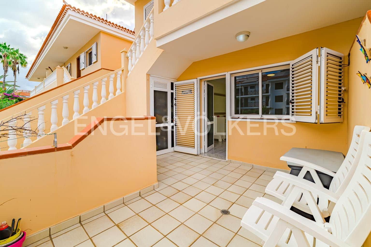 2 bedroom Apartment for sale in Santiago del Teide - € 560,000 (Ref: 9409768)