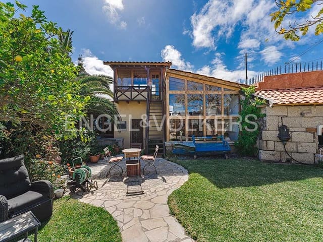 6 slaapkamer Villa te koop in Arico - € 870.000 (Ref: 9409769)