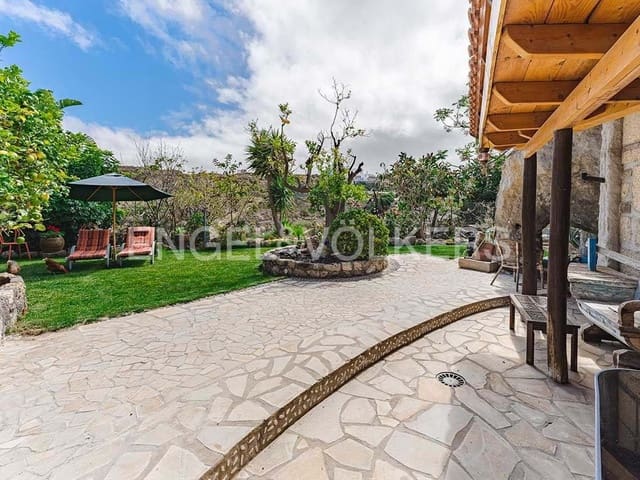 6 slaapkamer Villa te koop in Arico - € 870.000 (Ref: 9409769)