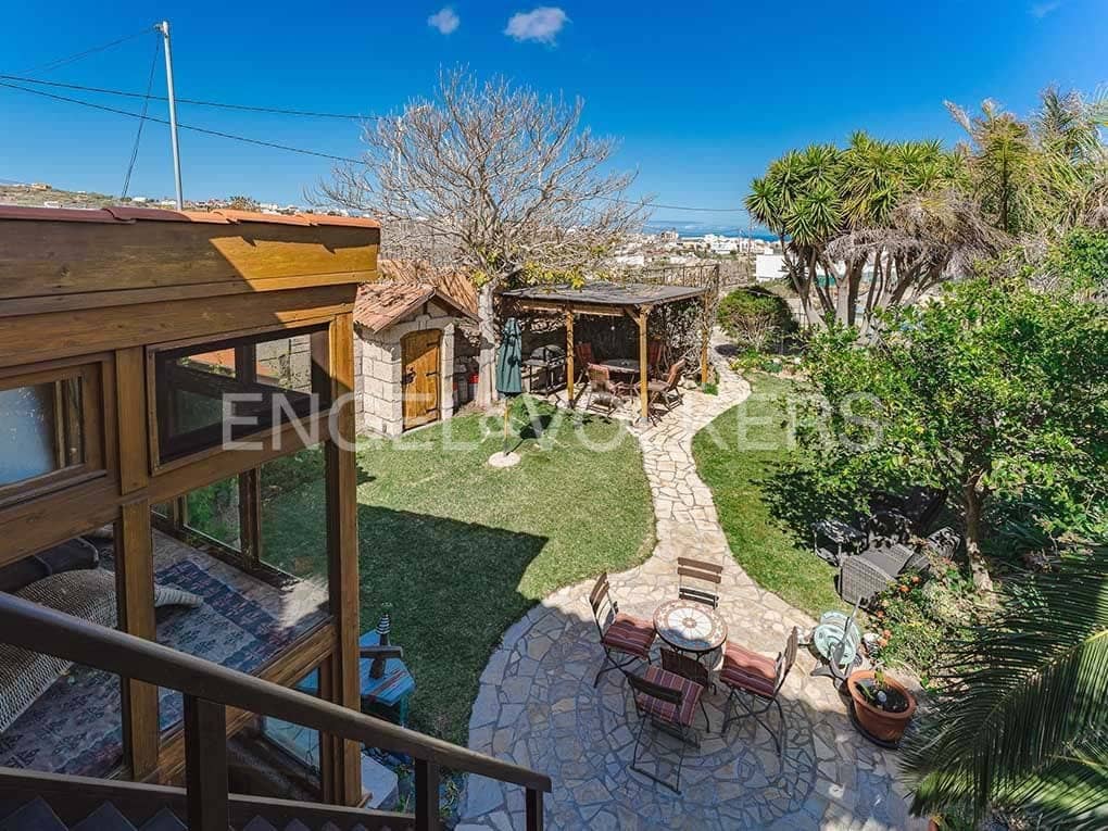 6 soveværelse Villa til salg i Arico - € 870.000 (Ref: 9409769)