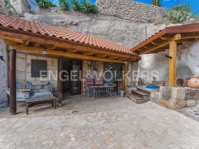 6 slaapkamer Villa te koop in Arico - € 870.000 (Ref: 9409769)