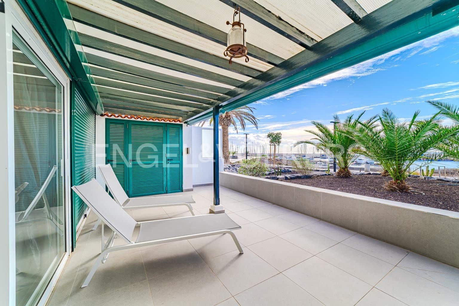 Apartamento de 2 habitaciones en Amarilla Golf en venta con piscina - 570.000 € (Ref: 9421506)