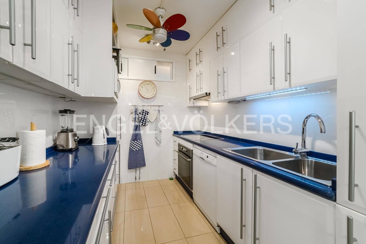 Apartamento de 2 habitaciones en Amarilla Golf en venta con piscina - 570.000 € (Ref: 9421506)