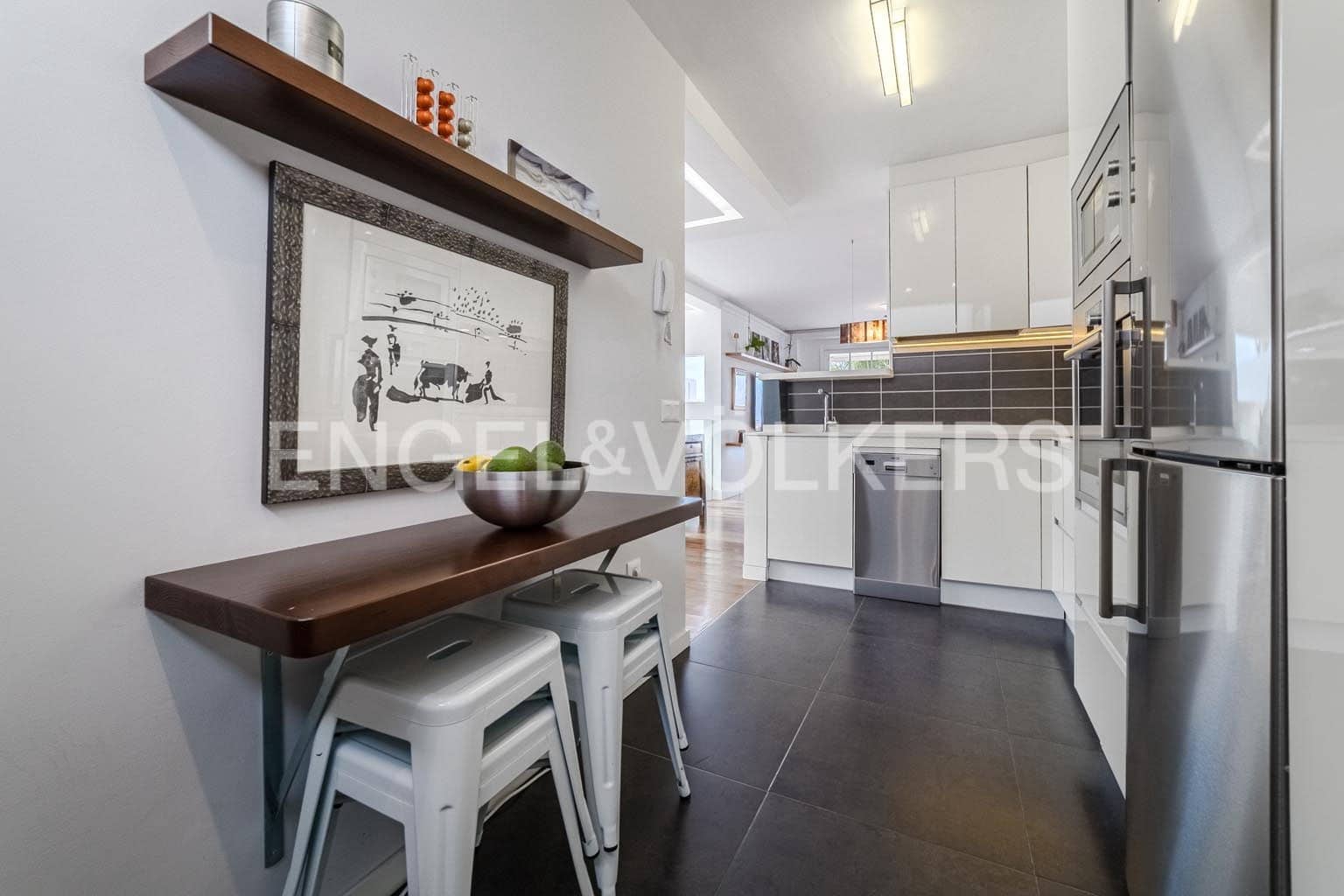 3 bedroom Villa for sale in San Eugenio with pool garage - € 870,000 (Ref: 9444500)