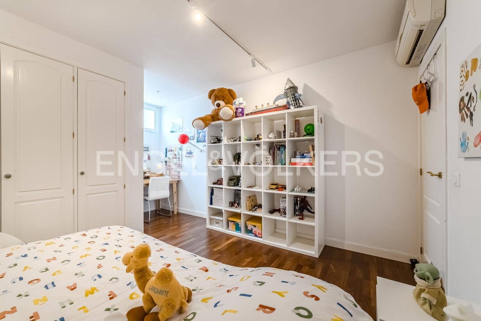 3 bedroom Villa for sale in San Eugenio with pool garage - € 870,000 (Ref: 9444500)