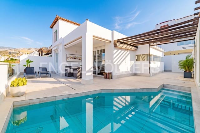 3 chambre Villa/Maison à vendre à San Eugenio, Adeje avec piscine garage - 870 000 € (Ref: 9444500)