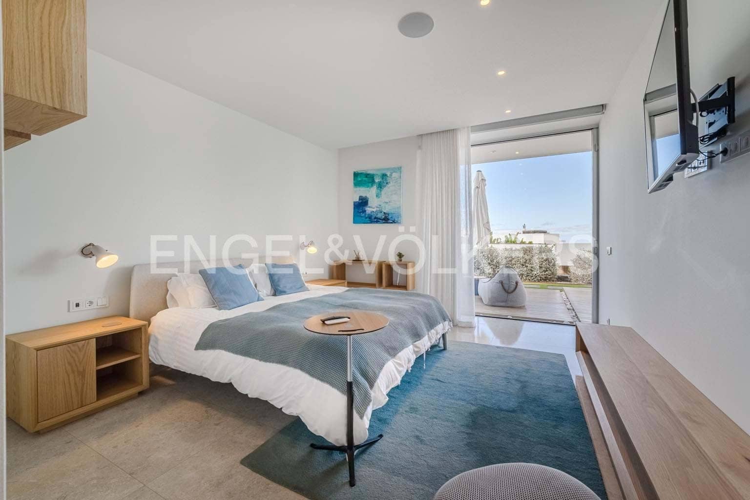 6 bedroom Villa for sale in Guia de Isora with pool garage - € 8,500,000 (Ref: 9444501)