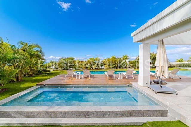 6 sovrum Villa till salu i Guía de Isora med pool garage - 8 500 000 € (Ref: 9444501)