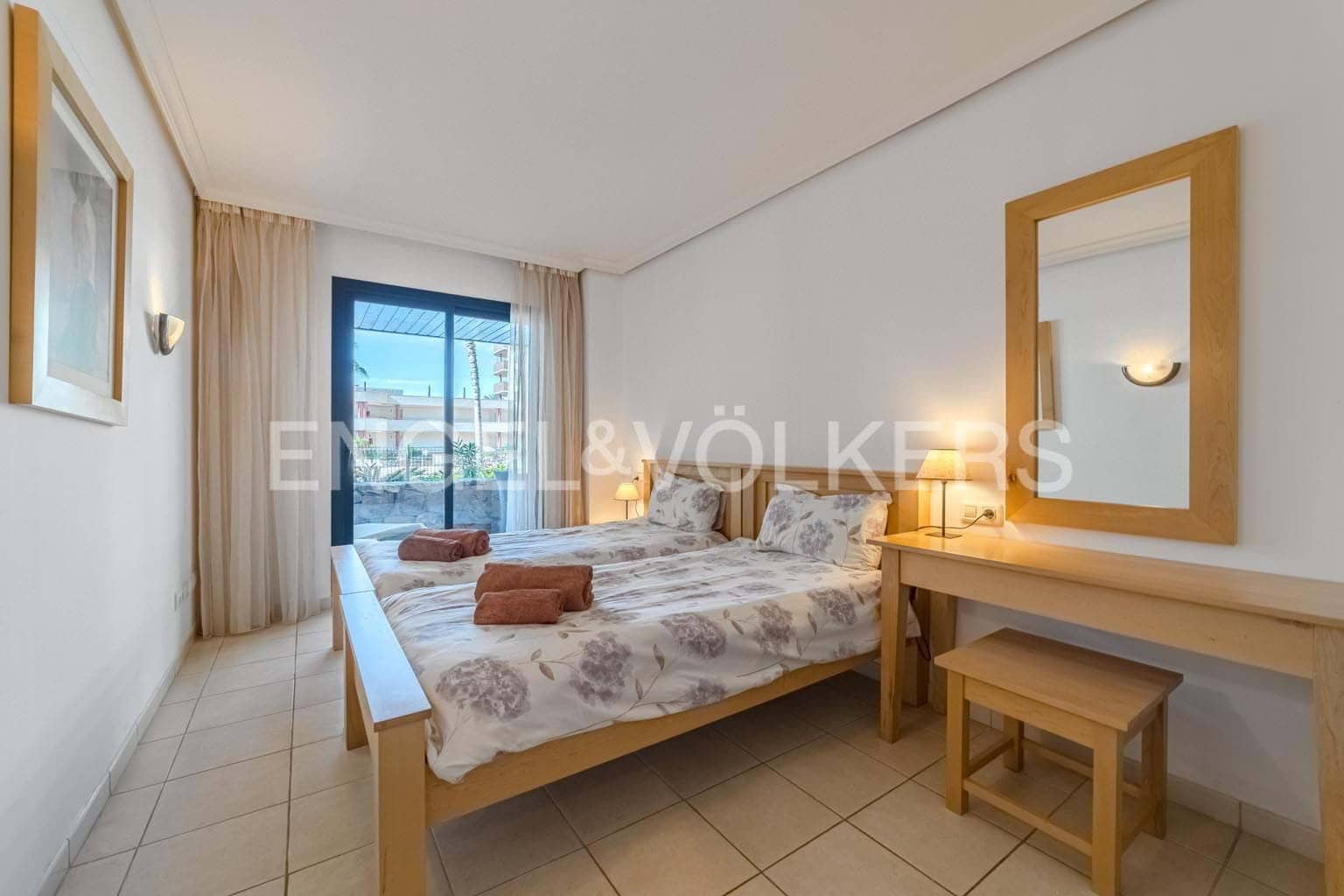 2 Zimmer Apartment zu verkaufen in Puerto Santiago mit Pool - 299.000 € (Ref: 9454737)