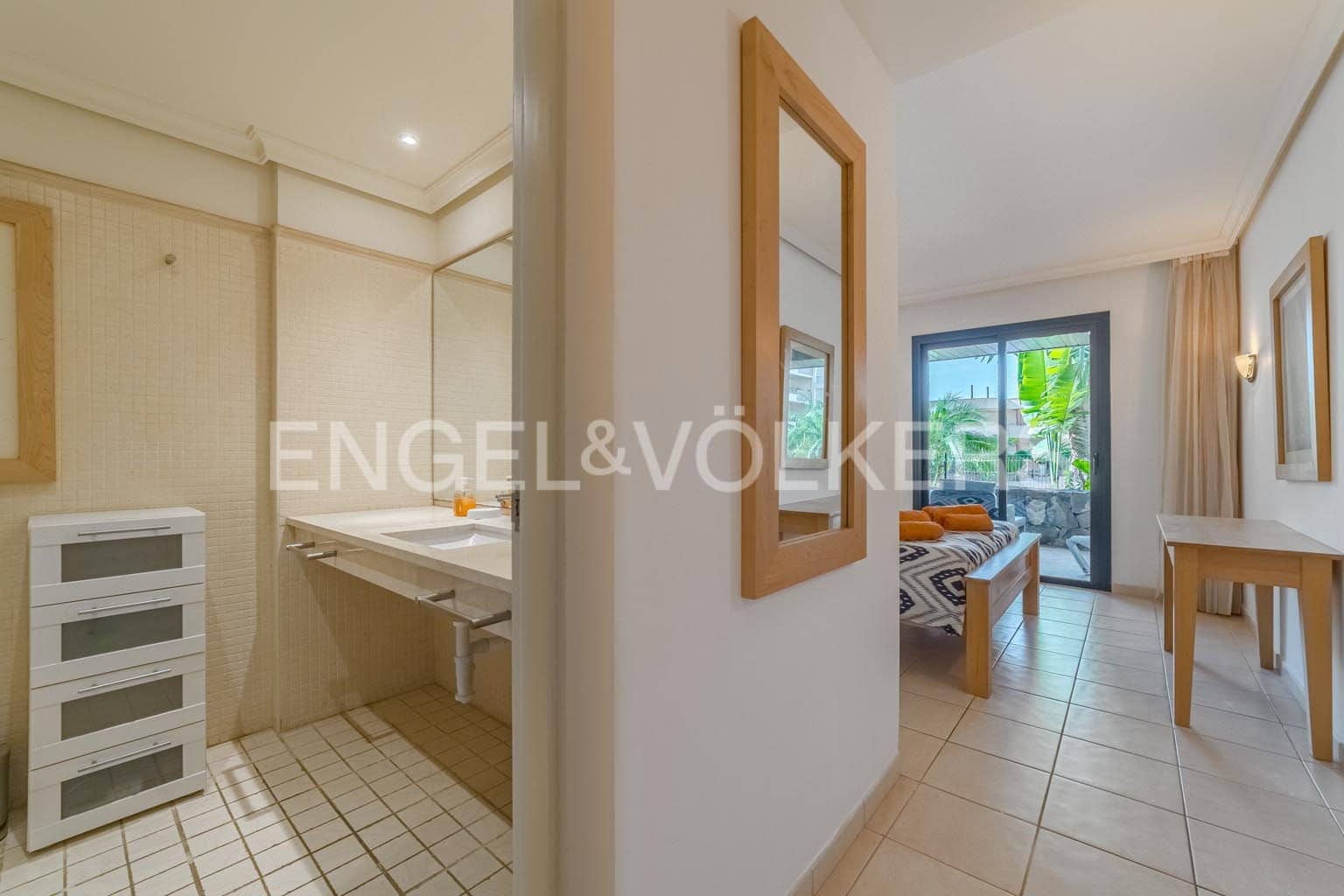 2 Zimmer Apartment zu verkaufen in Puerto Santiago mit Pool - 299.000 € (Ref: 9454737)