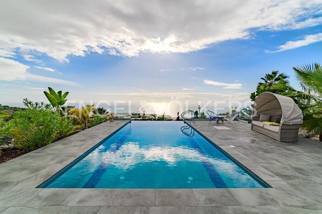 3 slaapkamer Villa te koop in Guía de Isora met zwembad garage - € 1.320.000 (Ref: 9454738)