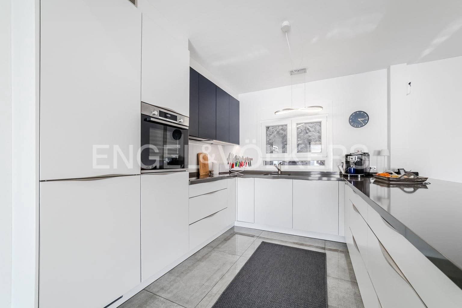 3 slaapkamer Villa te koop in Guia de Isora met zwembad garage - € 1.320.000 (Ref: 9454738)