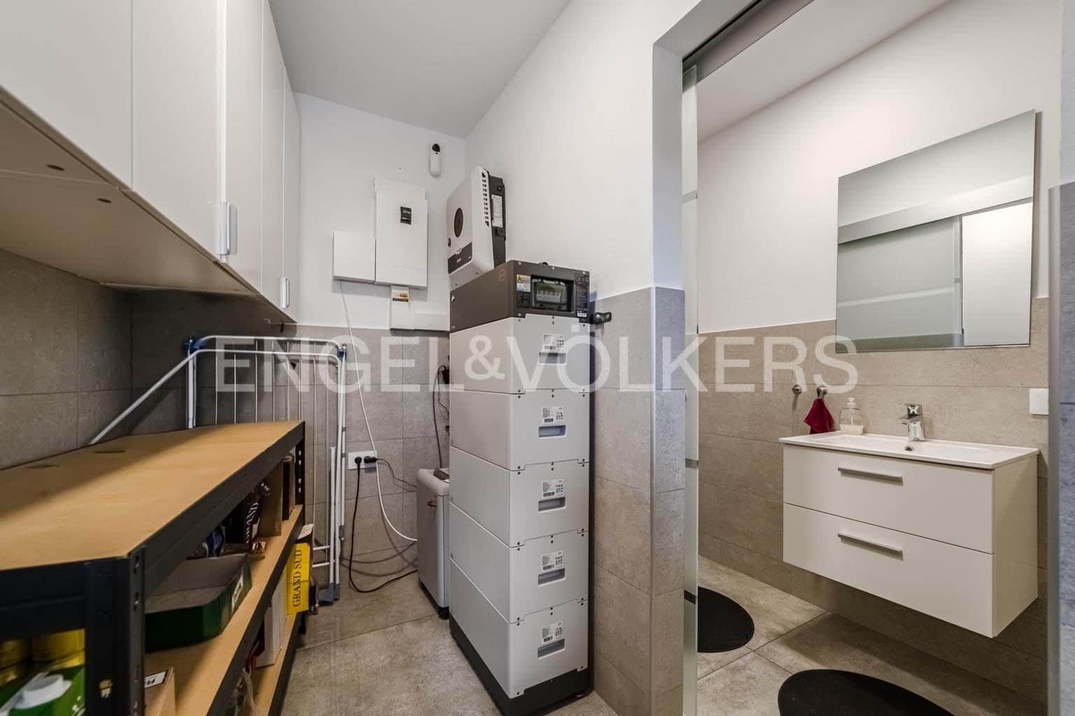 3 slaapkamer Villa te koop in Guia de Isora met zwembad garage - € 1.320.000 (Ref: 9454738)