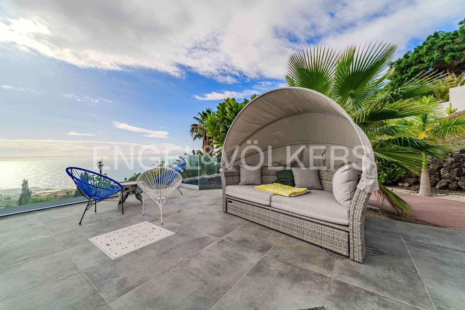 3 slaapkamer Villa te koop in Guia de Isora met zwembad garage - € 1.320.000 (Ref: 9454738)