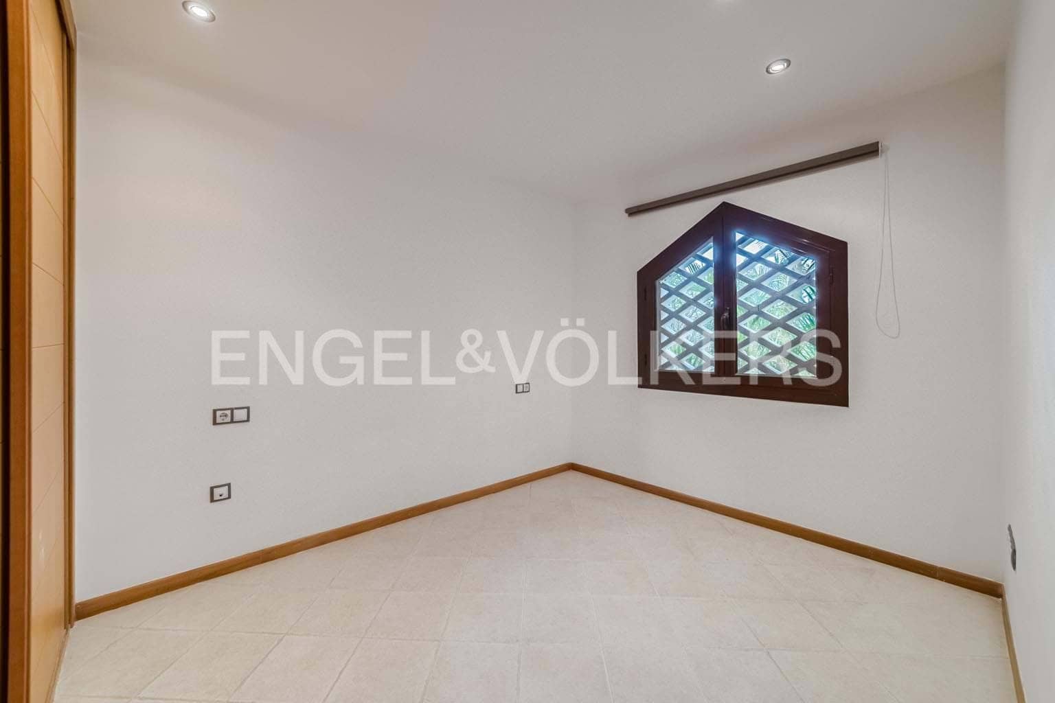 3 sypialnia Apartament na sprzedaż w Playa Paraiso z basenem - 479 000 € (Ref: 9459474)