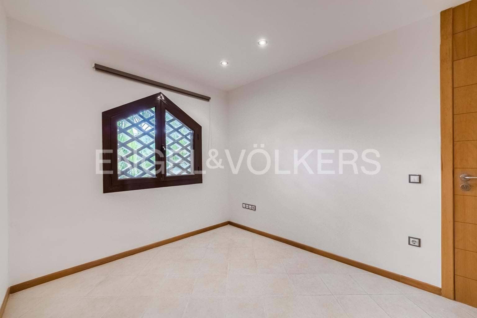 3 sypialnia Apartament na sprzedaż w Playa Paraiso z basenem - 479 000 € (Ref: 9459474)