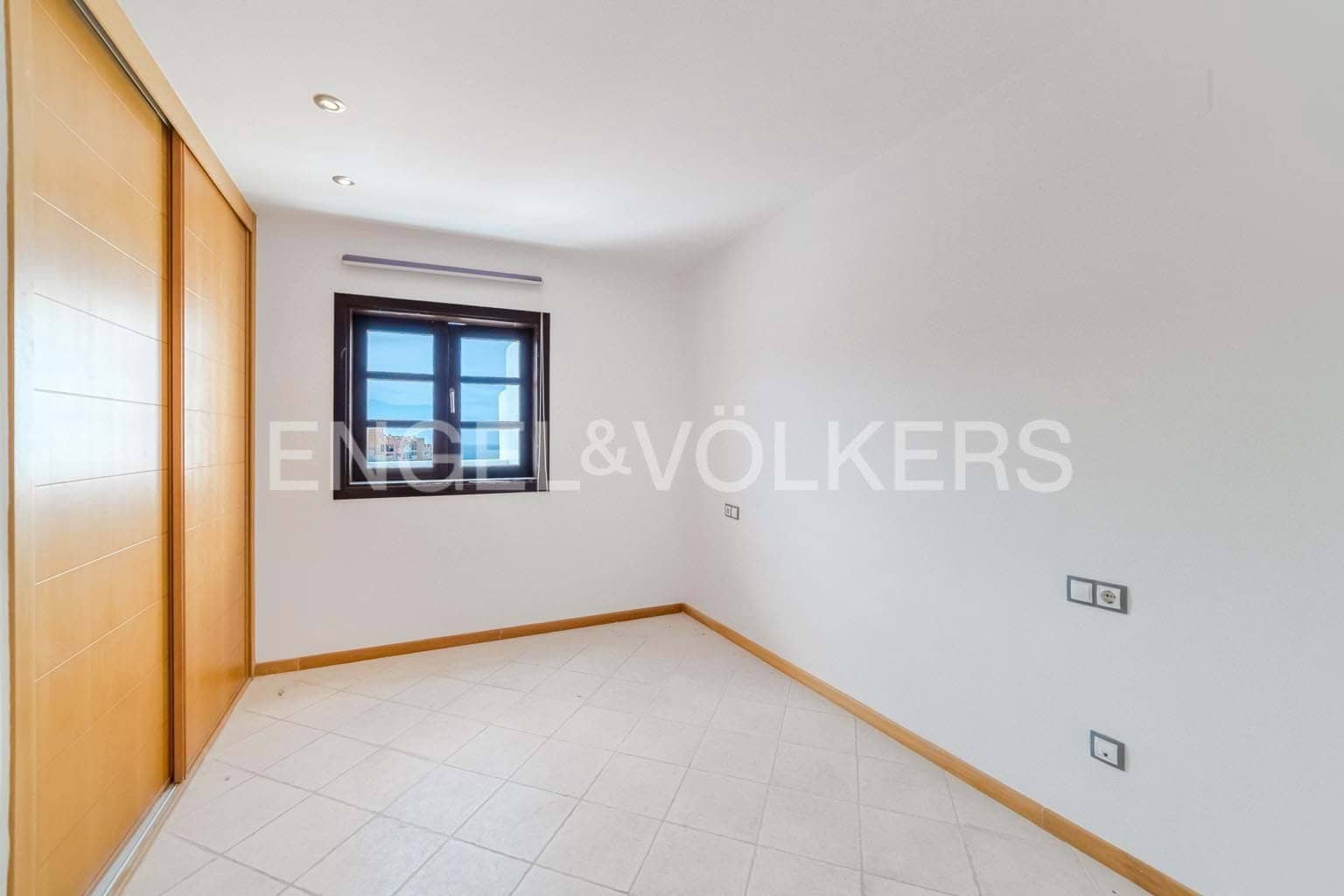 3 sypialnia Apartament na sprzedaż w Playa Paraiso z basenem - 479 000 € (Ref: 9459474)