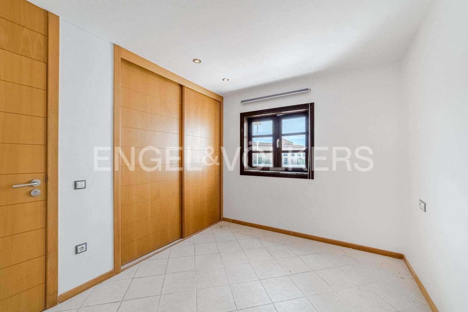 3 sypialnia Apartament na sprzedaż w Playa Paraiso z basenem - 479 000 € (Ref: 9459474)