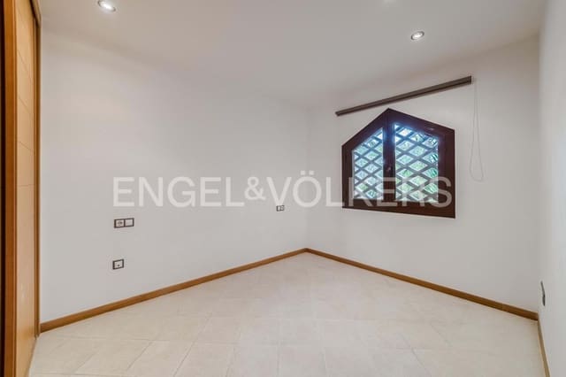 3 sypialnia Apartament na sprzedaż w Playa Paraiso, Adeje z basenem - 479 000 € (Ref: 9459474)