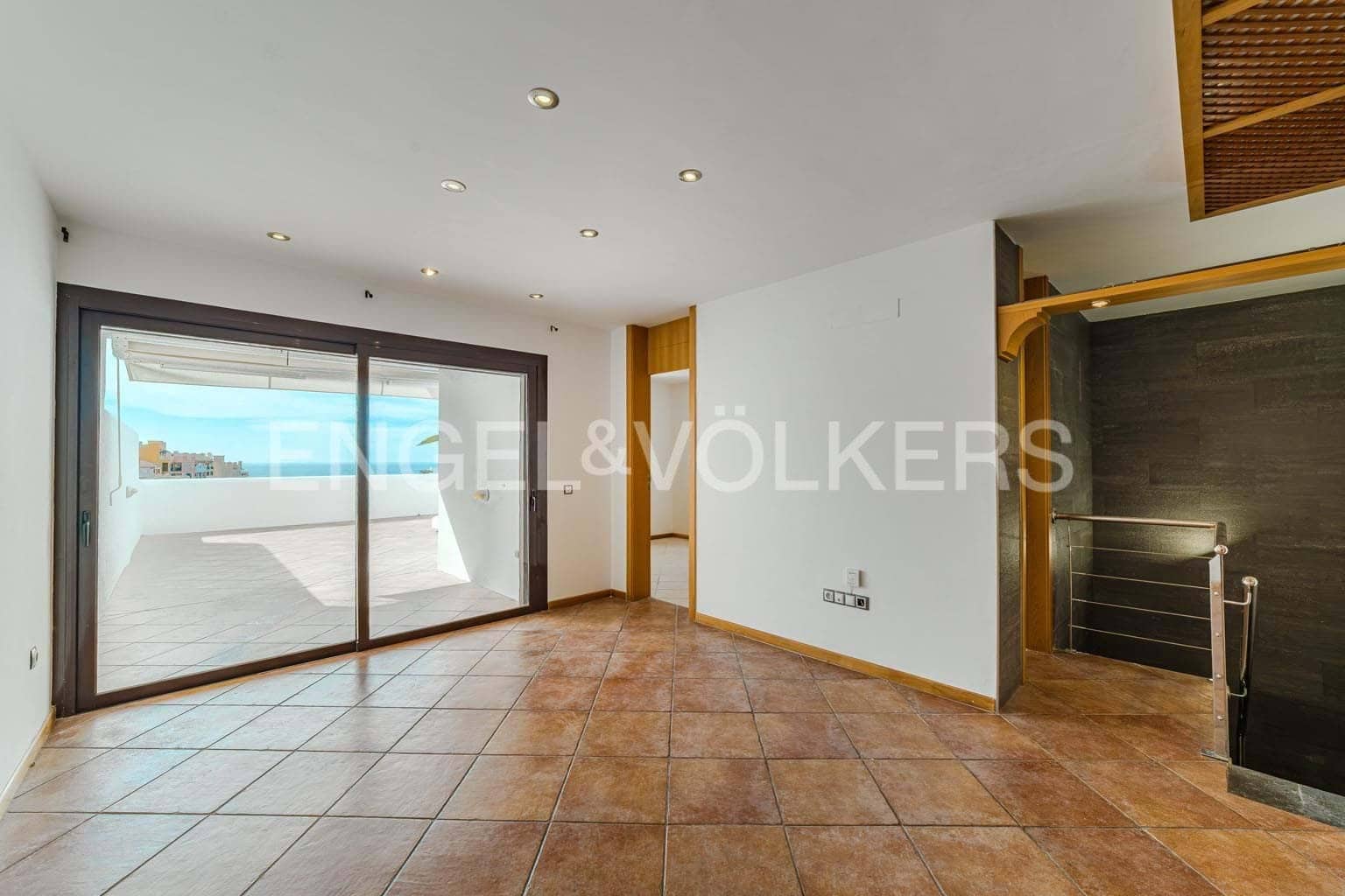 3 sypialnia Apartament na sprzedaż w Playa Paraiso z basenem - 479 000 € (Ref: 9459474)