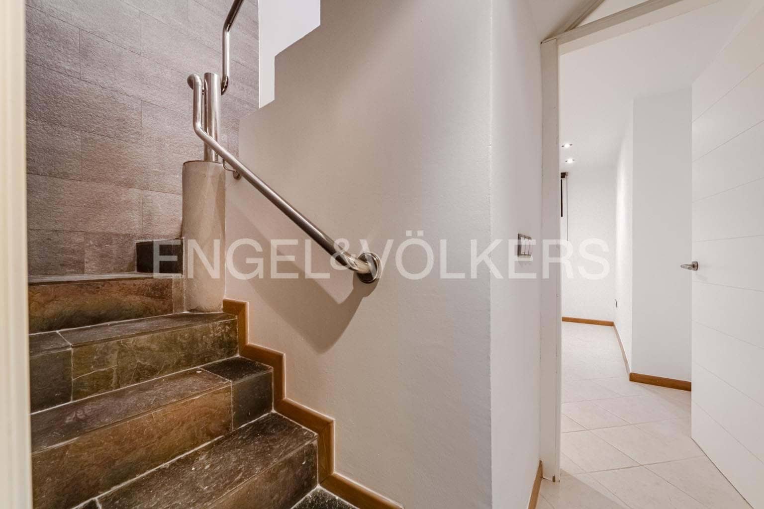 3 sypialnia Apartament na sprzedaż w Playa Paraiso z basenem - 479 000 € (Ref: 9459474)