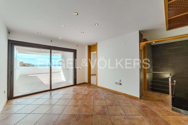 3 sypialnia Apartament na sprzedaż w Playa Paraiso, Adeje z basenem - 479 000 € (Ref: 9459474)