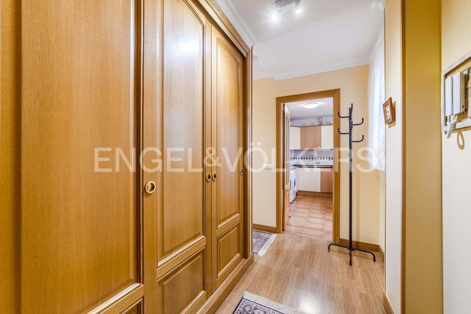 3 sovrum Lägenhet till salu i Los Cristianos med pool - 410 000 € (Ref: 9459475)