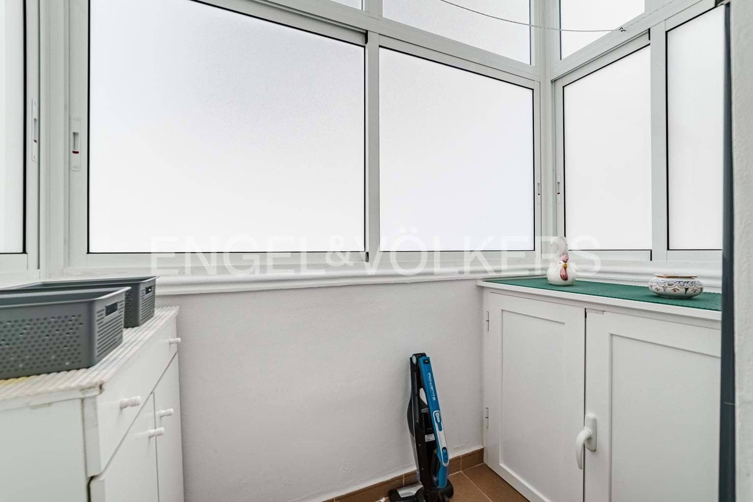 3 sovrum Lägenhet till salu i Los Cristianos med pool - 410 000 € (Ref: 9459475)