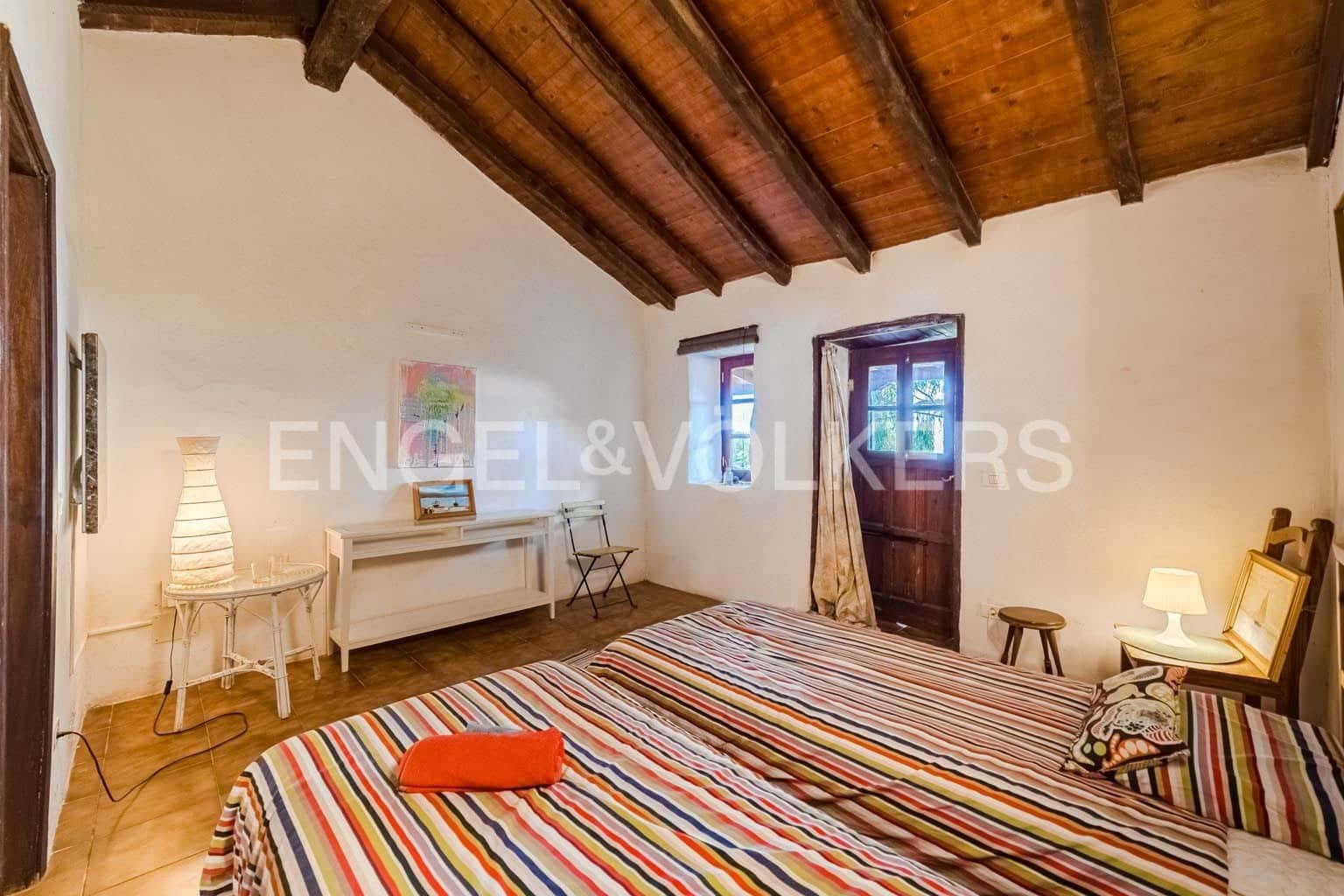 9 Zimmer Villa zu verkaufen in Arona - 799.000 € (Ref: 9465933)