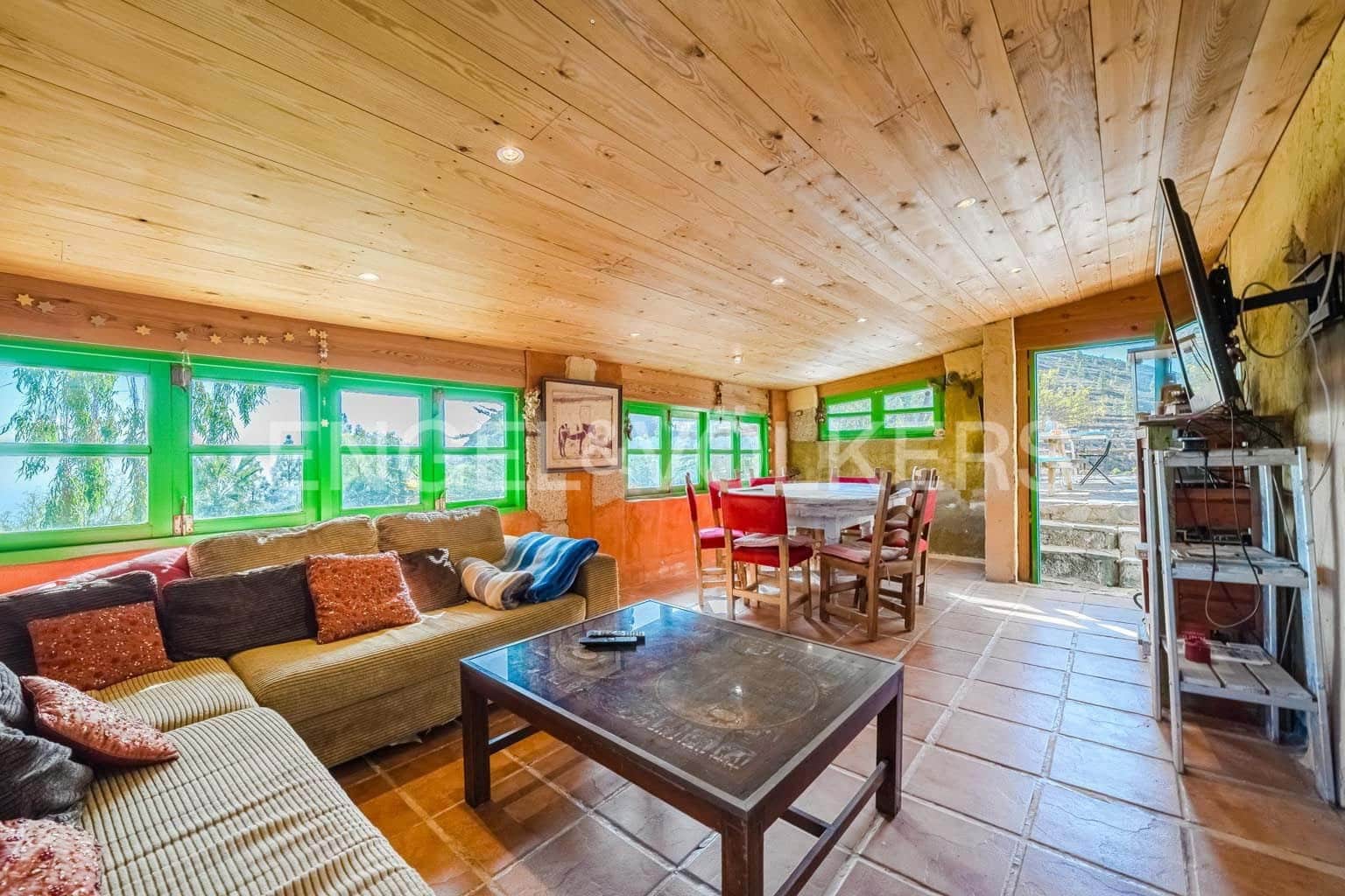 9 Zimmer Villa zu verkaufen in Arona - 799.000 € (Ref: 9465933)