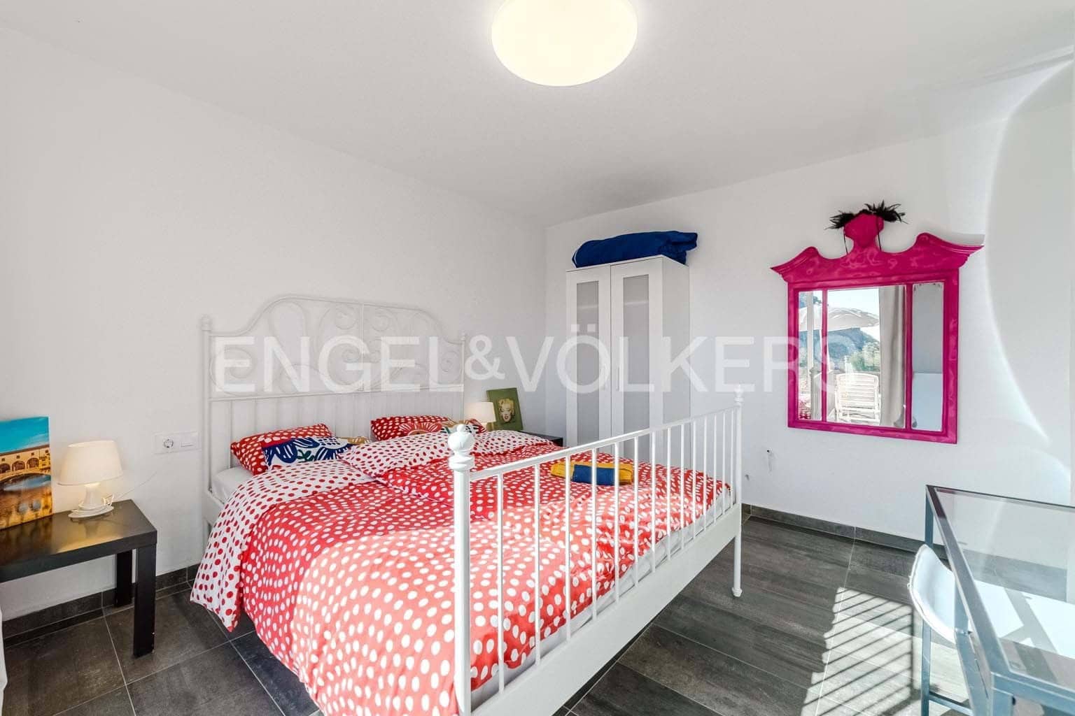 9 Zimmer Villa zu verkaufen in Arona - 799.000 € (Ref: 9465933)