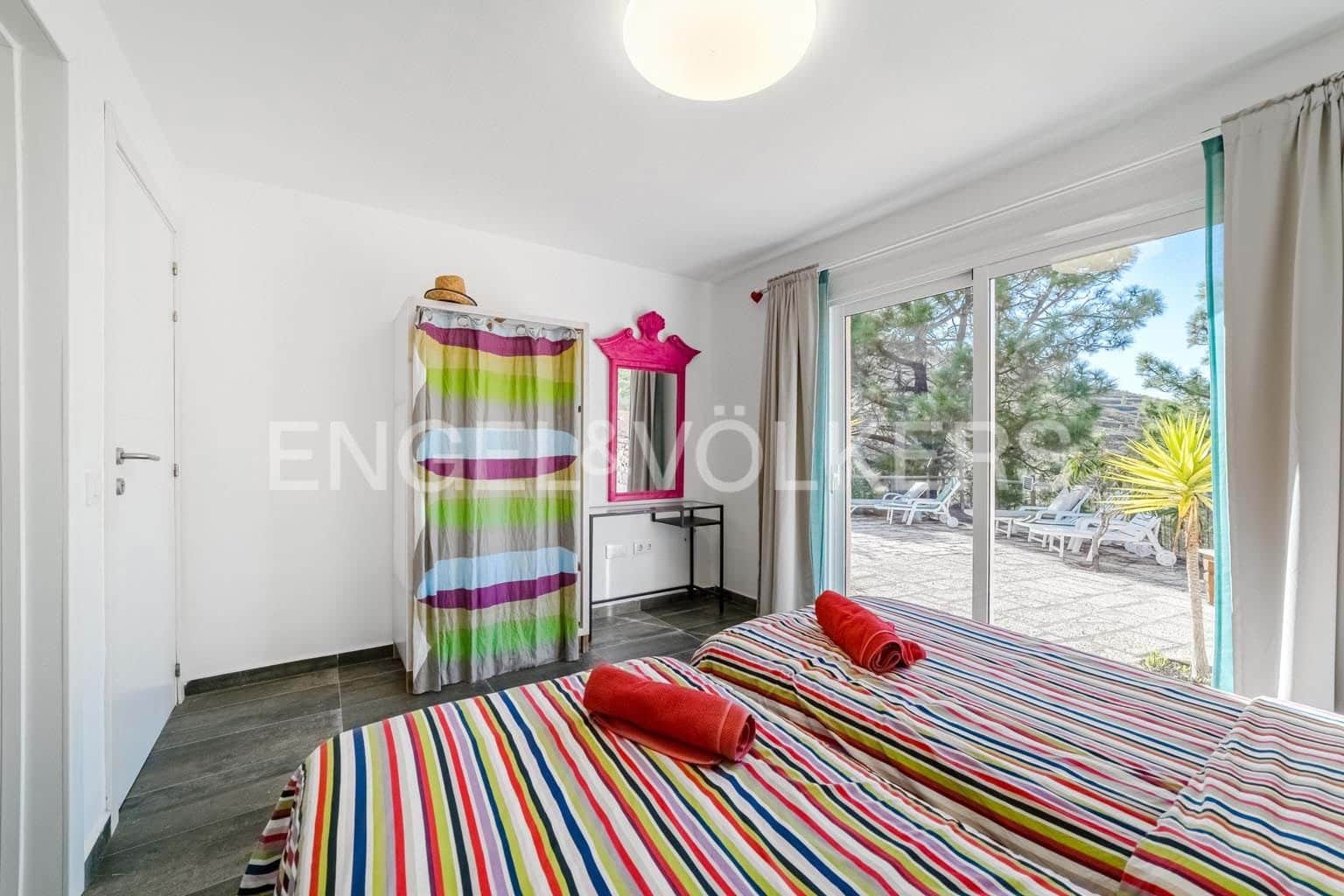 9 Zimmer Villa zu verkaufen in Arona - 799.000 € (Ref: 9465933)