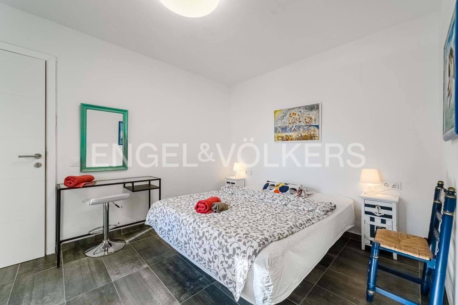 9 Zimmer Villa zu verkaufen in Arona - 799.000 € (Ref: 9465933)