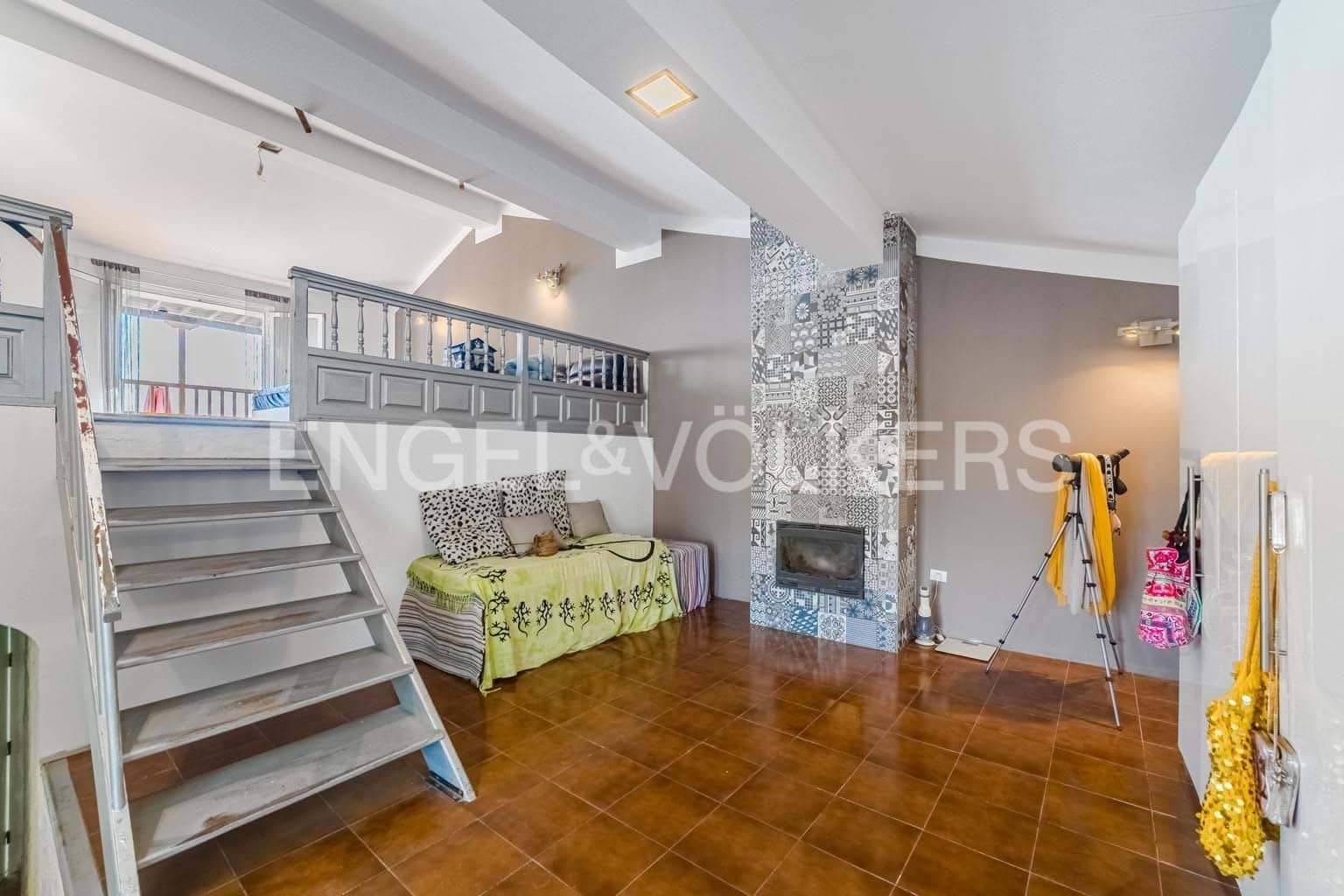 9 Zimmer Villa zu verkaufen in Arona - 799.000 € (Ref: 9465933)