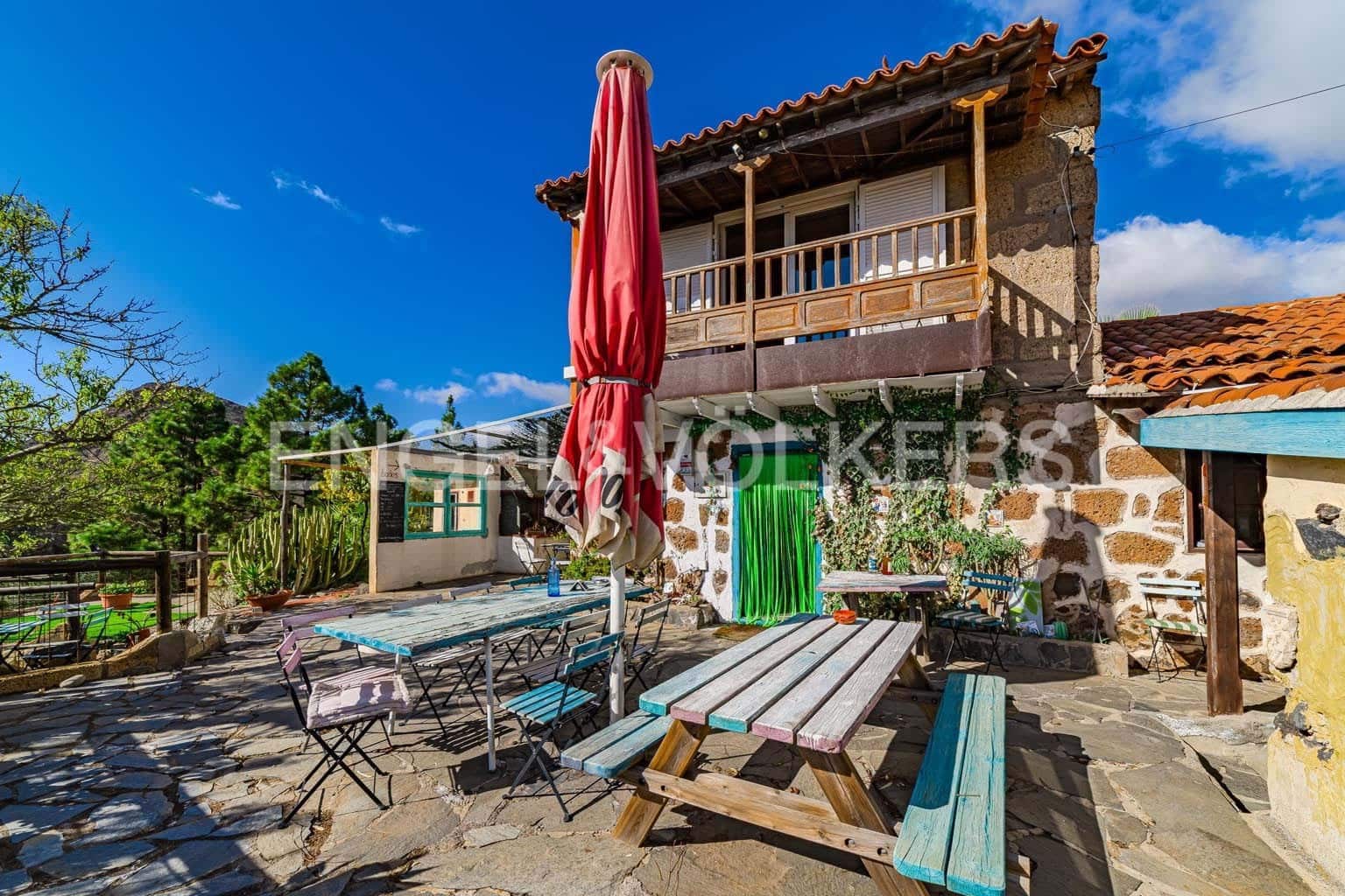 9 Zimmer Villa zu verkaufen in Arona - 799.000 € (Ref: 9465933)