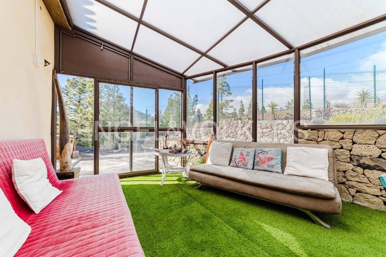 9 Zimmer Villa zu verkaufen in Arona - 799.000 € (Ref: 9465933)