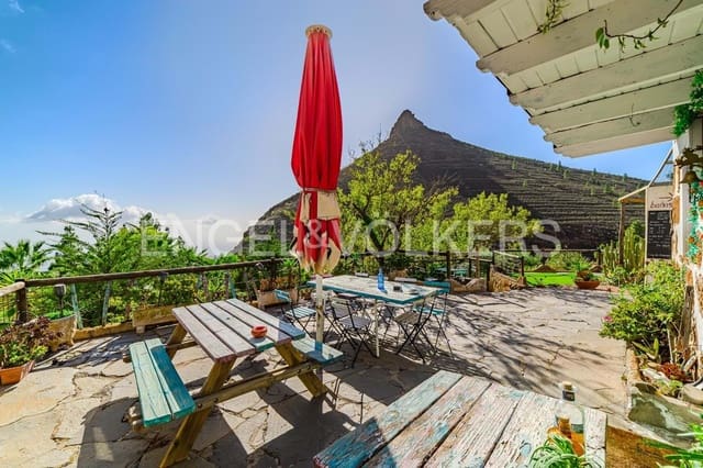 9 camera da letto Villa in vendita in Arona - 799.000 € (Rif: 9465933)